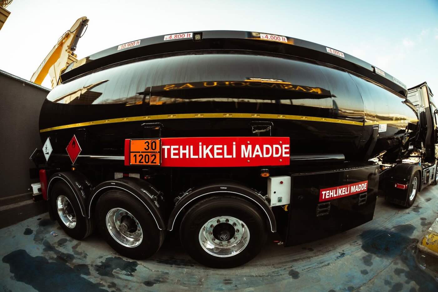 ADR Tehlikeli Madde Taşımacılığı